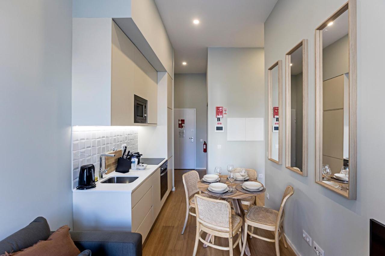 31 Janeiro 157 - Stylish 1Br W/ Ac & Balcony By Lovelystay ปอร์โต ภายนอก รูปภาพ